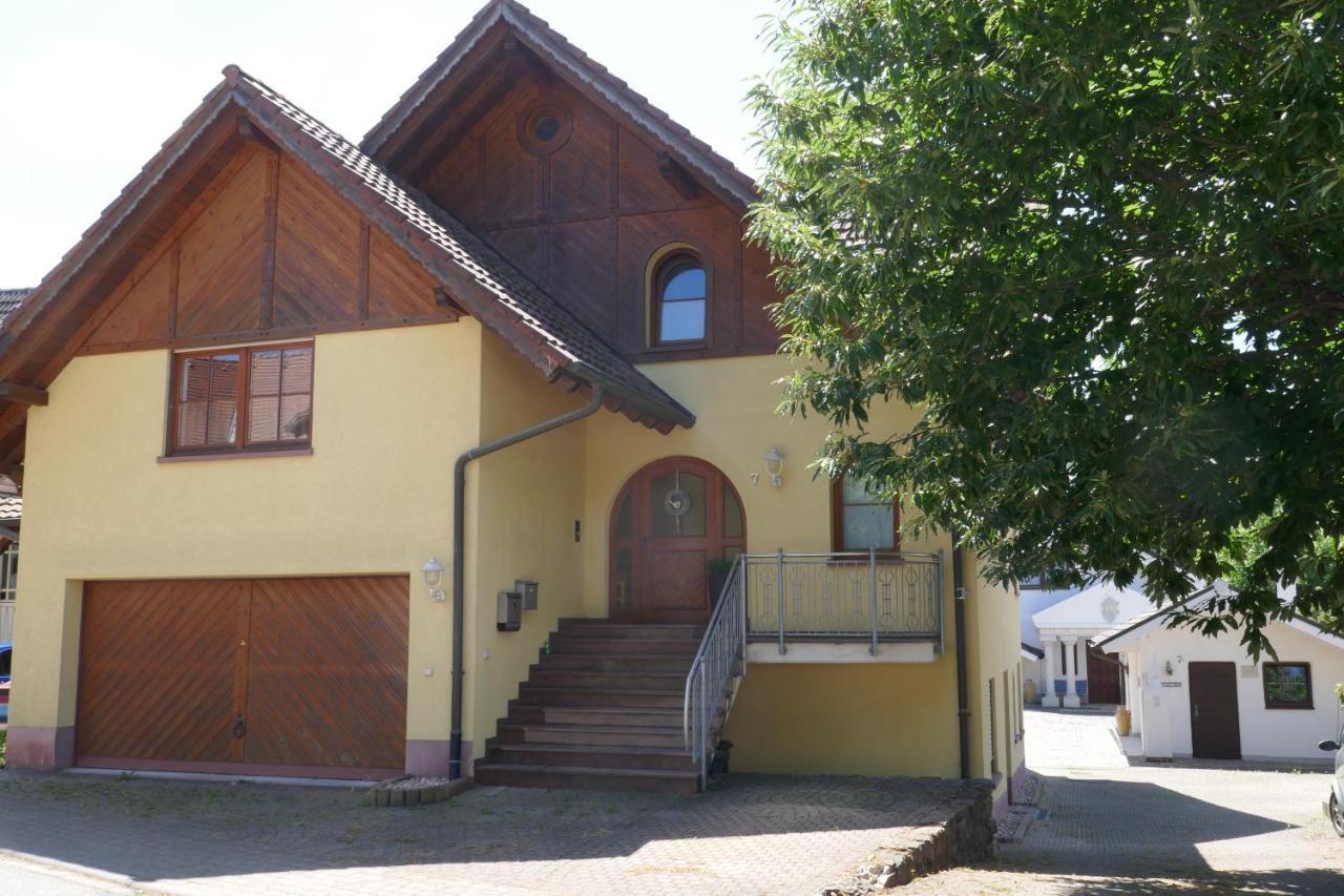 2 Zi - Fewo Schwarzwaldliebe Im Hexental, Terrasse Bollschweil Kültér fotó